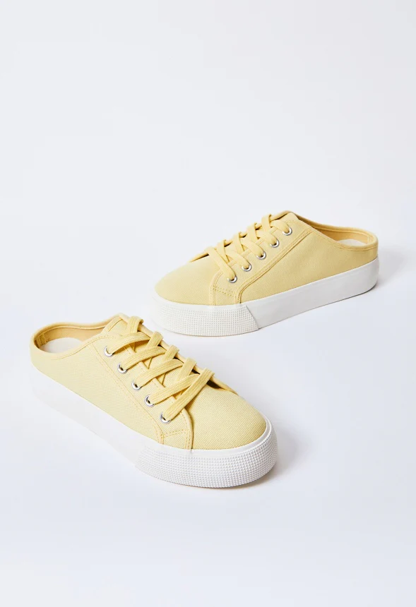 Macy Flatform Sneaker - Image 6