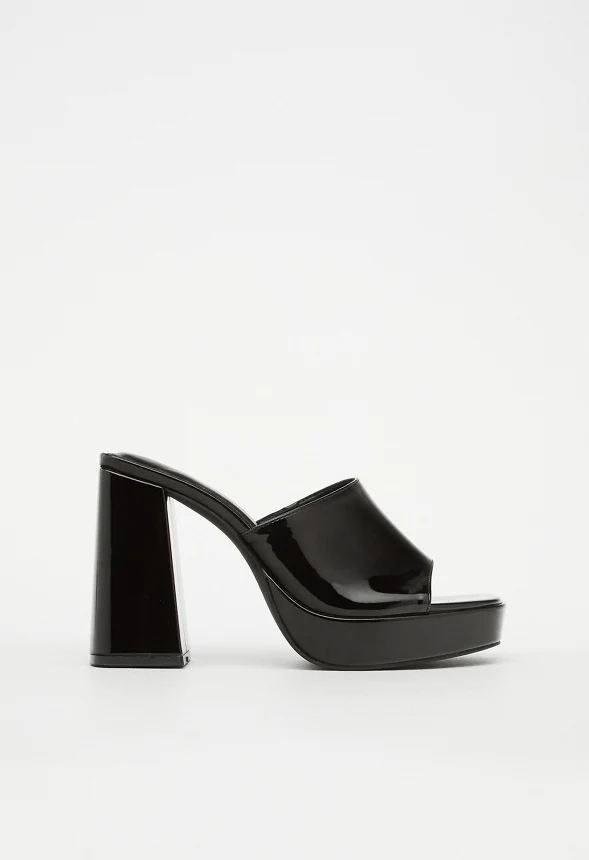 Madelyn Block Heeled Sandal - Image 4