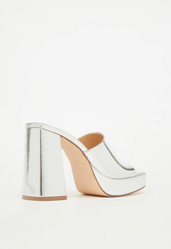Madelyn Block Heeled Sandal - Image 4