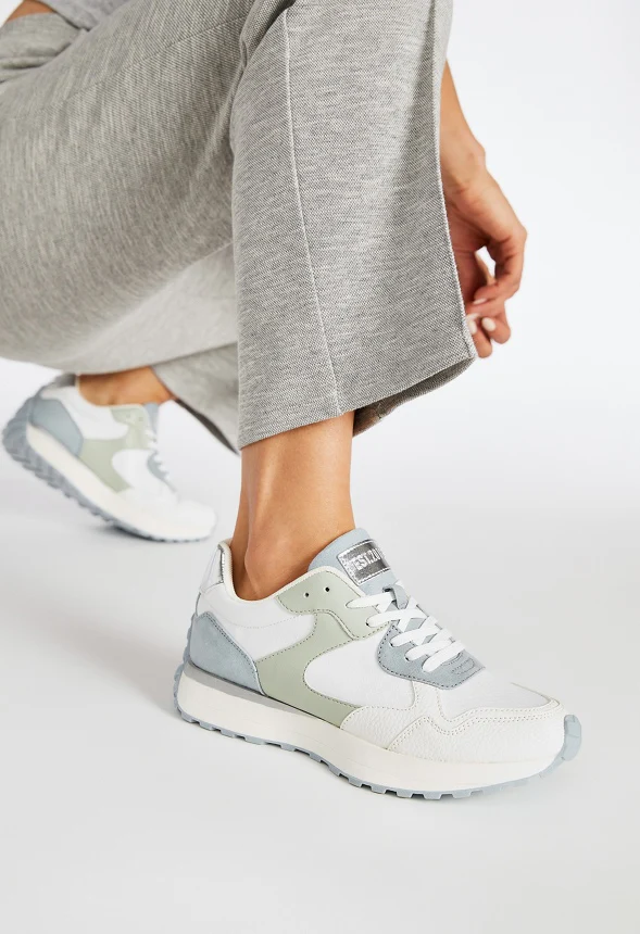Marsha Retro Sneaker - Image 2