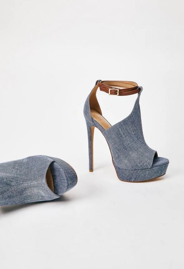 Mazie Heeled Sandal - Image 6