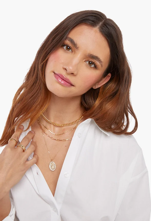 Medallion Layered Necklace - Image 3