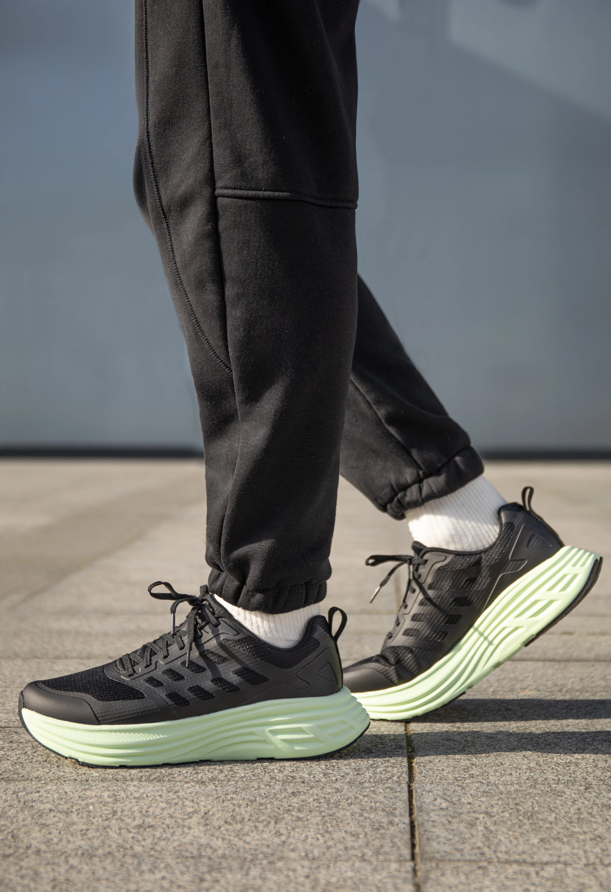 Men's Active Float Cushioned Athletic Sneakers - Image 8