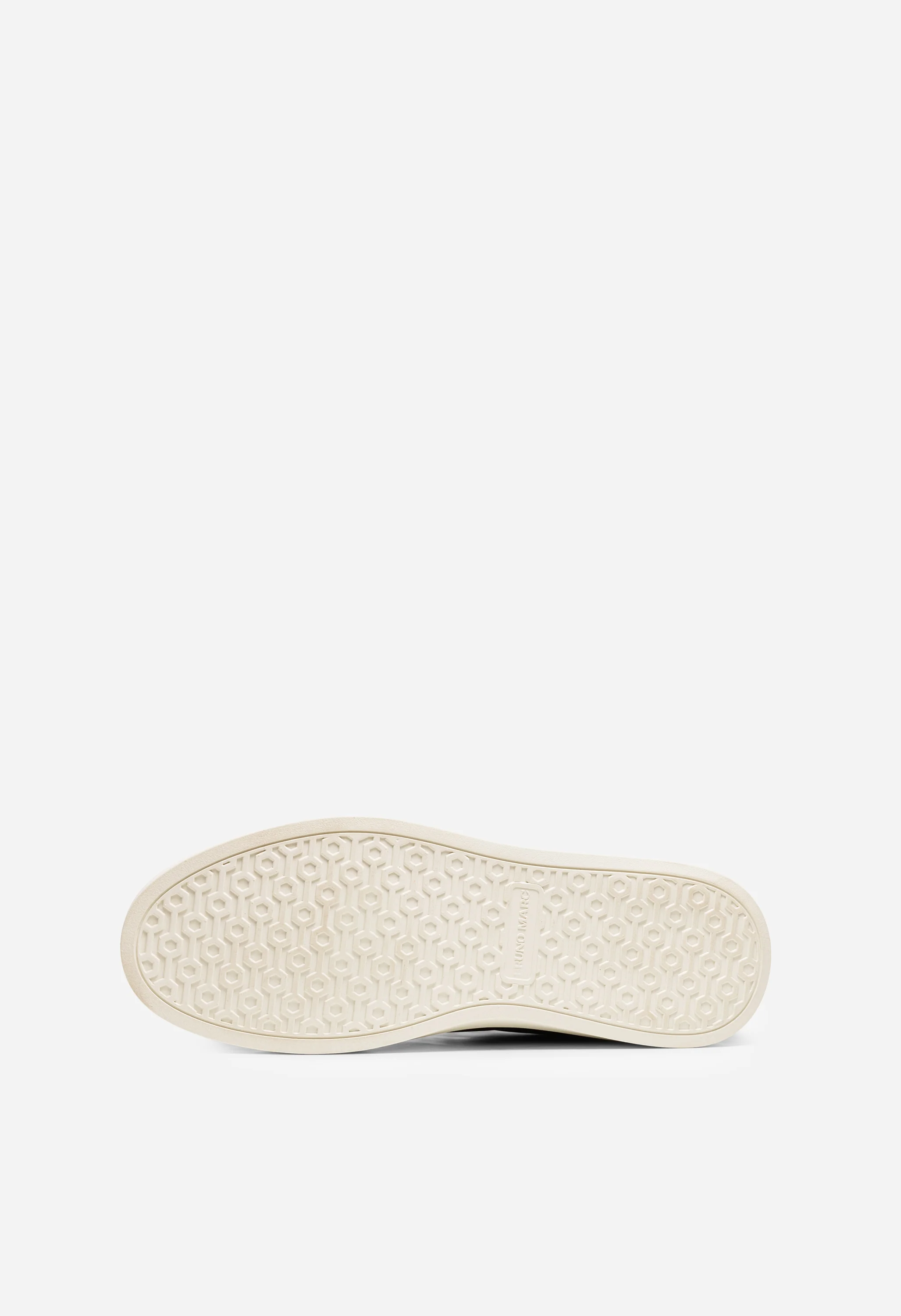 Men's Breathable Lifestyle Sneaker - Image 5