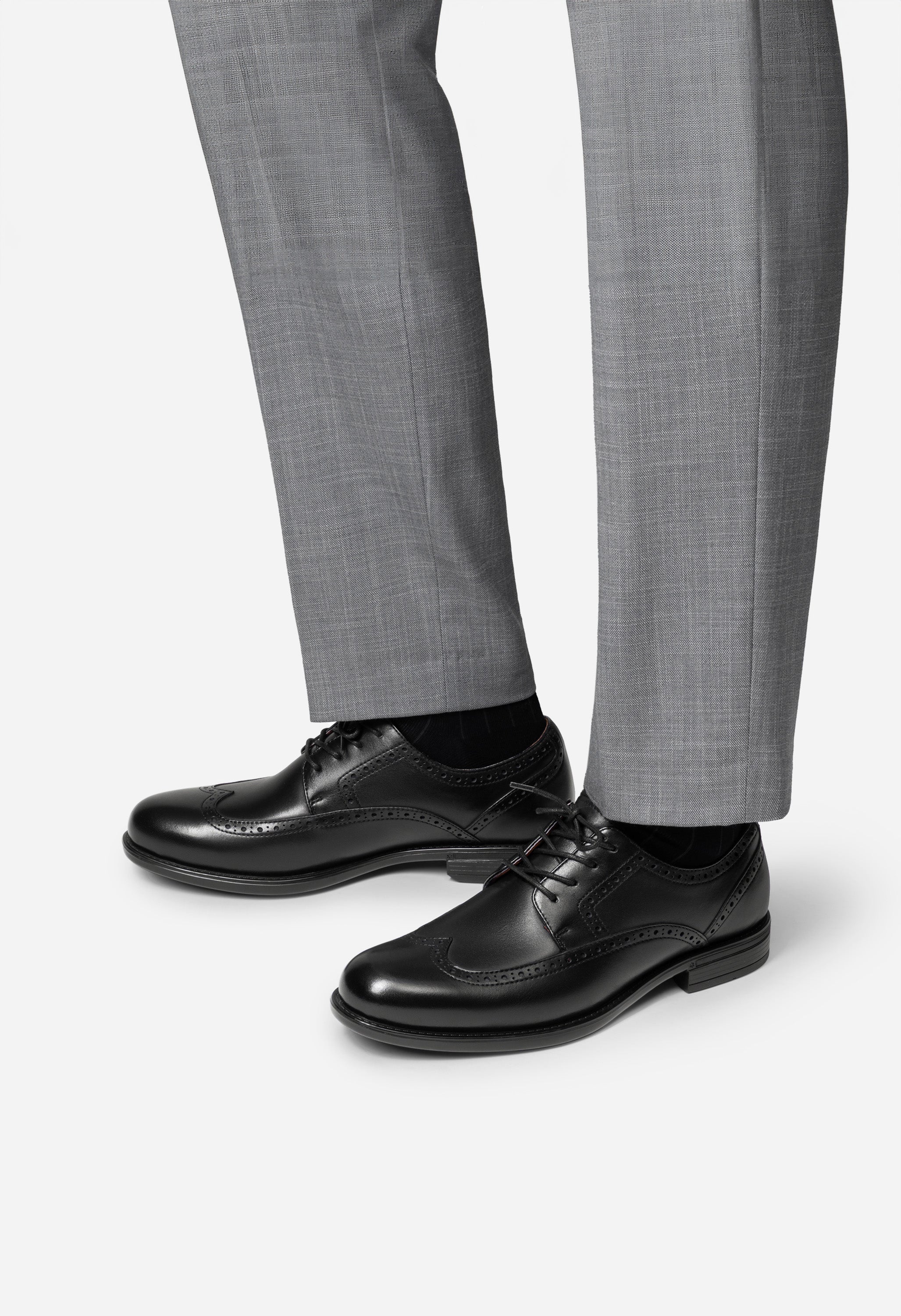 Men's Brogue Wingtip Oxfords Shoes - Image 6