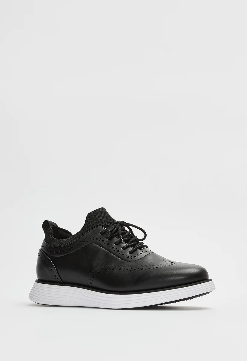 Men's Semi-Casual Wingtip Sneaker - Image 3