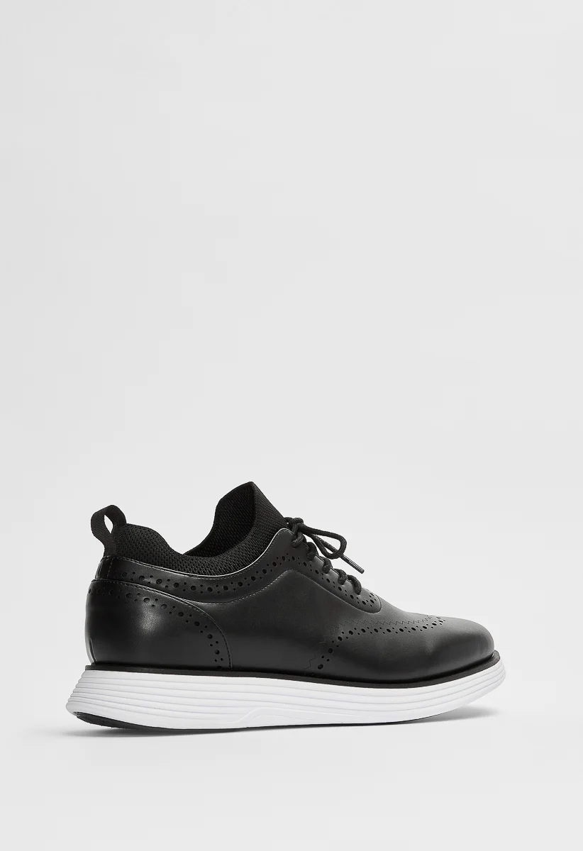 Men's Semi-Casual Wingtip Sneaker - Image 4