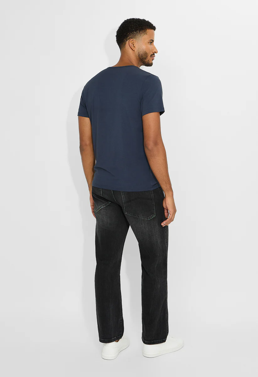Men's Classic Crew Neck Ultra Soft T-Shirt - Image 4