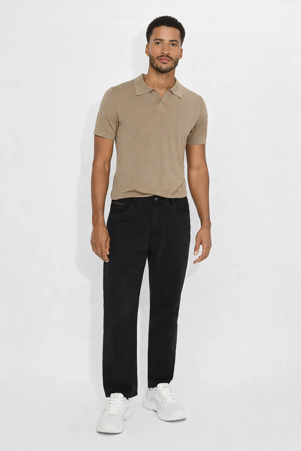Men’s Classic Fit Straight-Leg Denim Jeans - Image 2