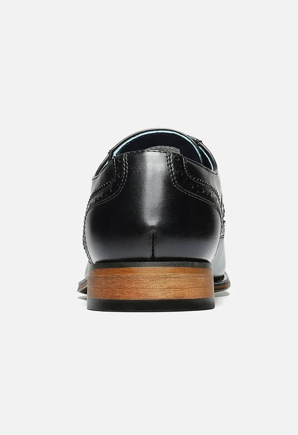 Men's Classic Wingtip Wide Dress Shoes - Image 5