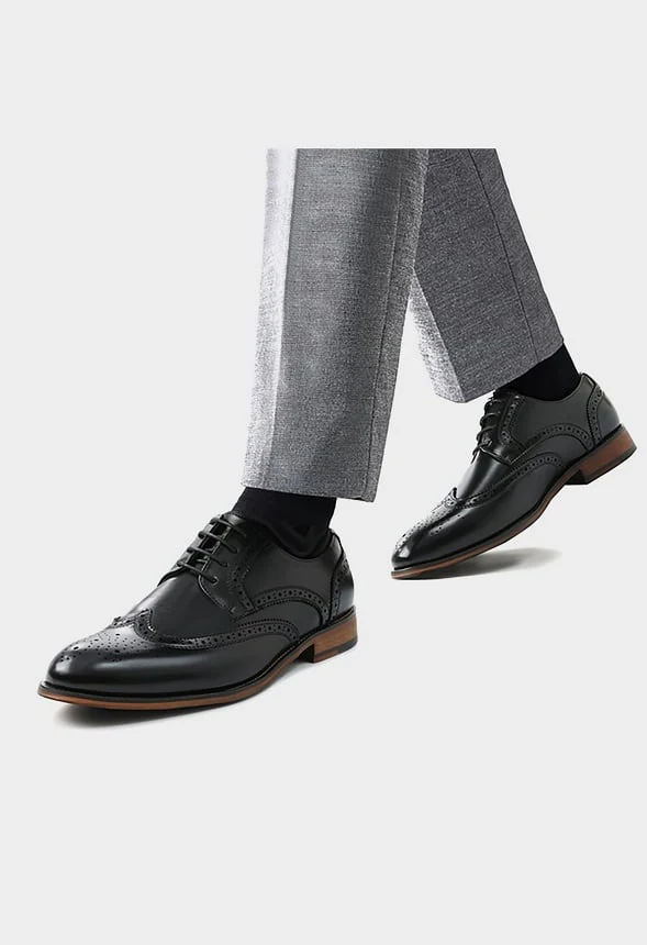 Men's Classic Wingtip Wide Dress Shoes - Image 6