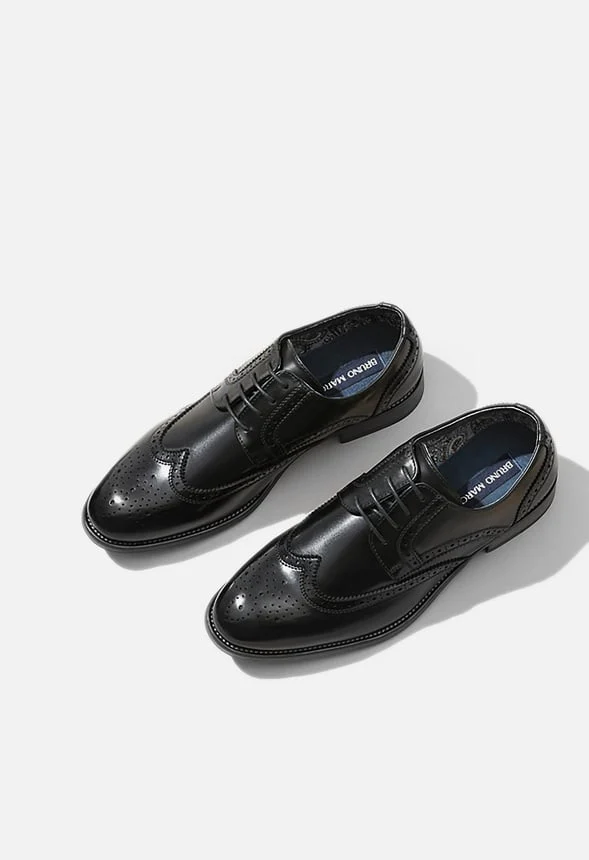 Men's Classic Wingtip Wide Dress Shoes - Image 7