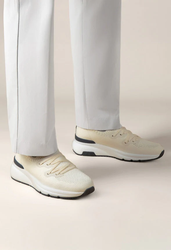 Men's Comfortable Knit Sneakers - Image 2