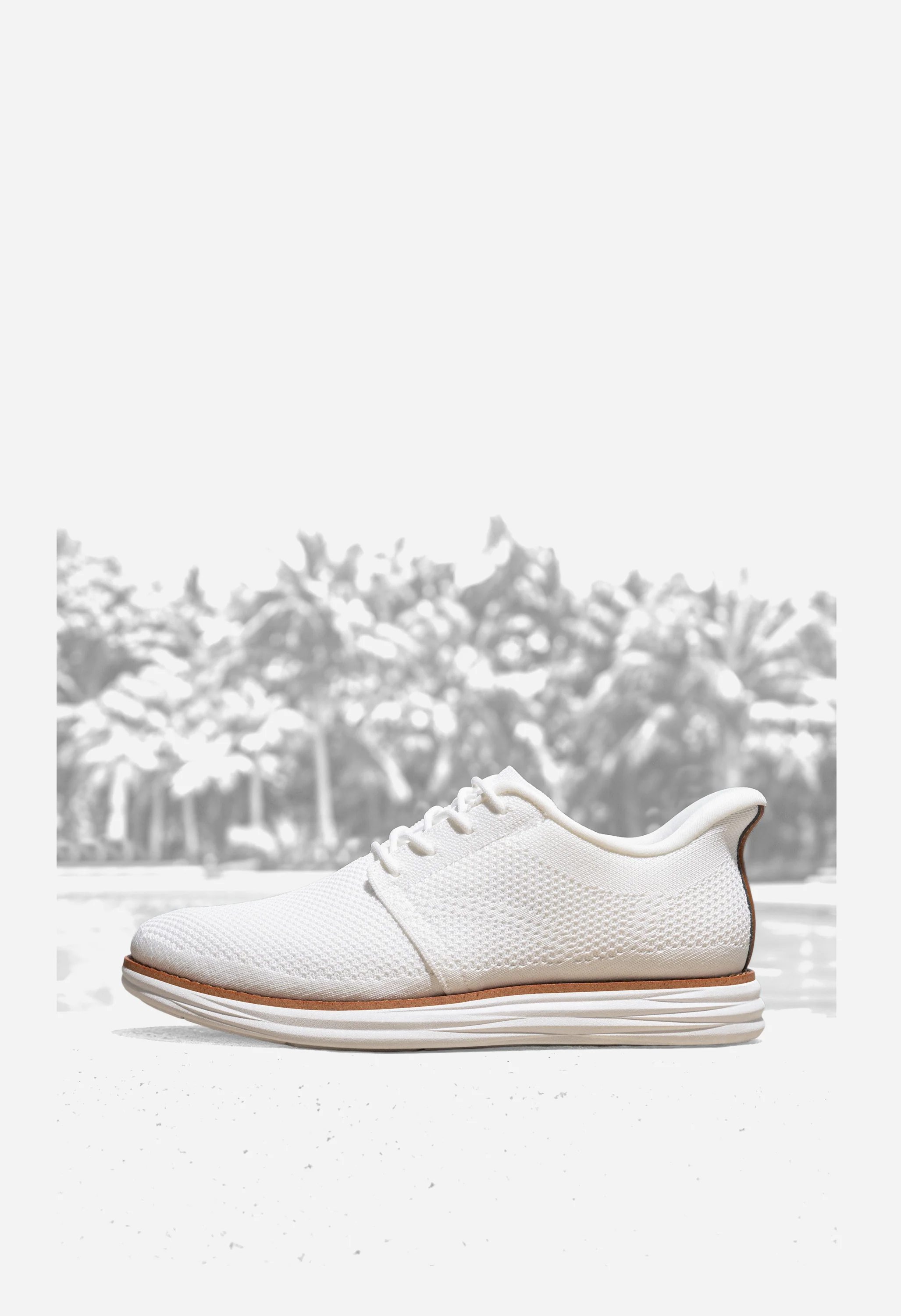 Men's Lightweight Mesh Sneakers - Image 2