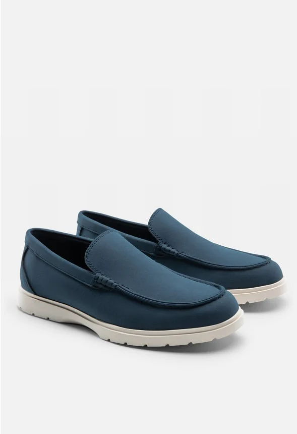 Men's Lightweight Slip-On Loafers - Image 4