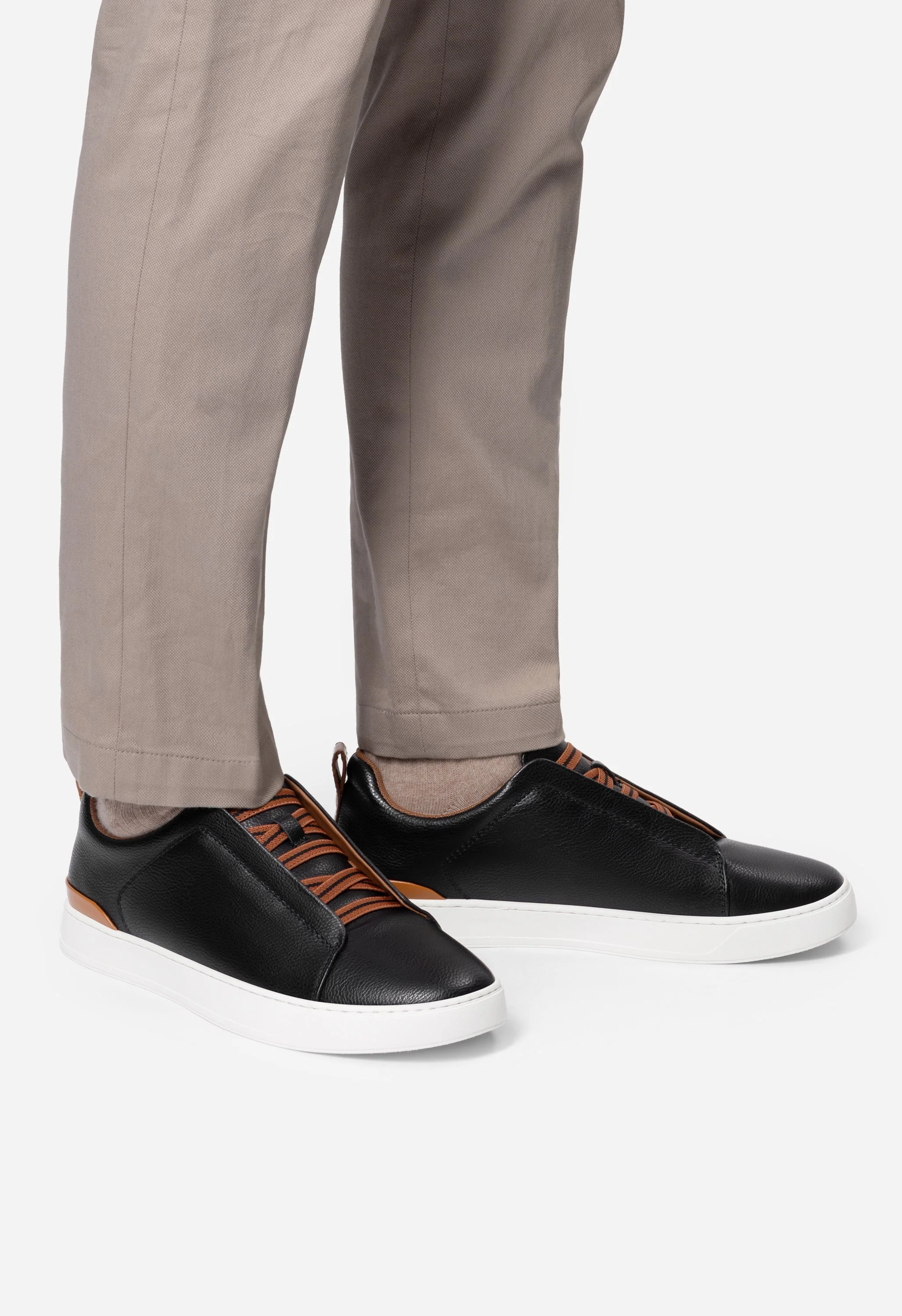 Men's Slip On Breathable Sneakers - Image 2