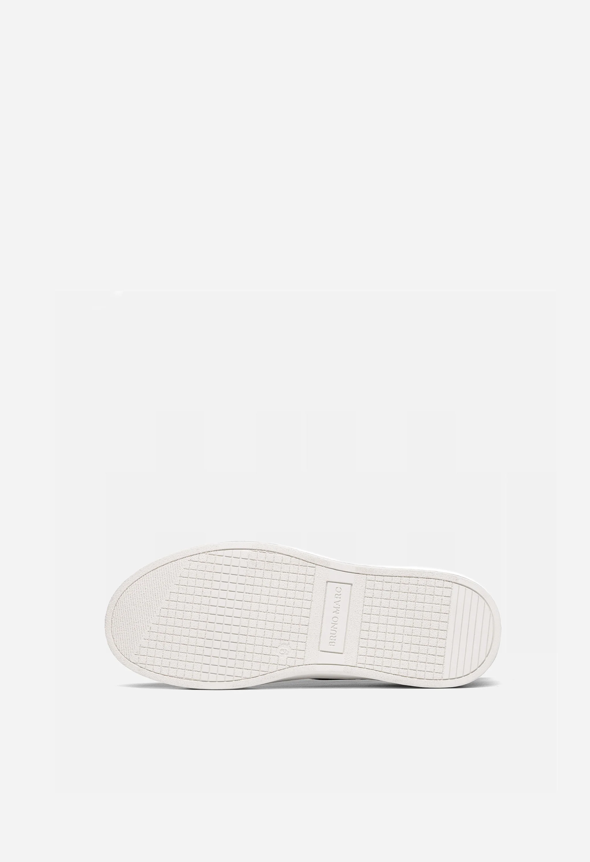 Men's Slip On Breathable Sneakers - Image 5