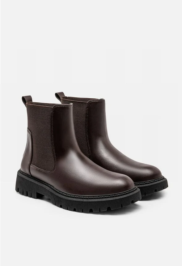 Men's Slip-On Chelsea Boots with Chunky Sole - Image 4