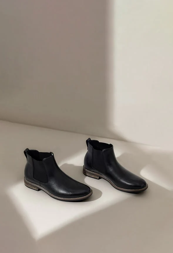 Men's Dress Chelsea Boot - Image 7