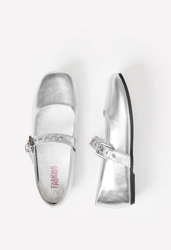 Metallic Buckle Flat - Image 2