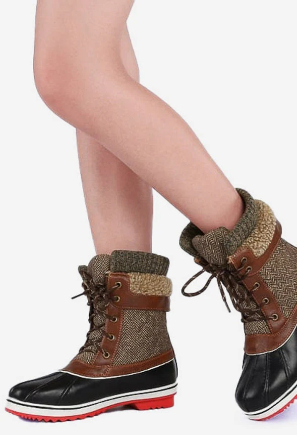 Mid Calf Lace Up Snow Boot - Image 2