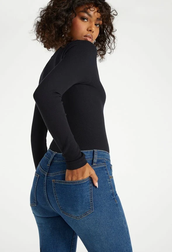 Mid Rise Pintuck Ankle Skinny Jeans - Image 3