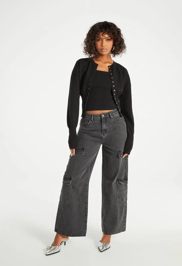 Mid Rise Wide Leg Cargo Pants - Image 3