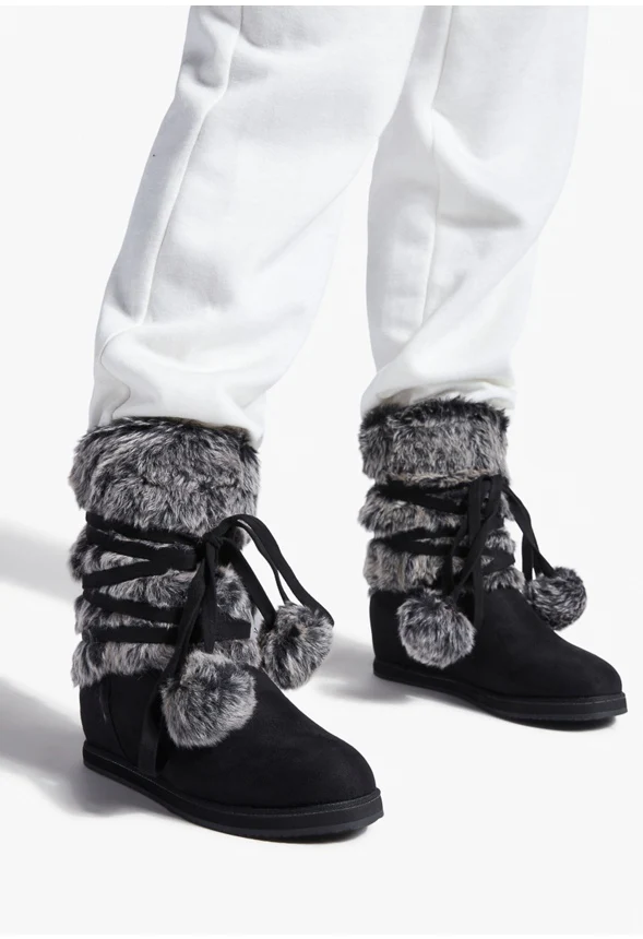 Minji Fuzzie Boot - Image 2