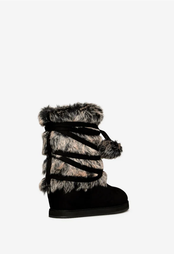 Minji Fuzzie Boot - Image 4