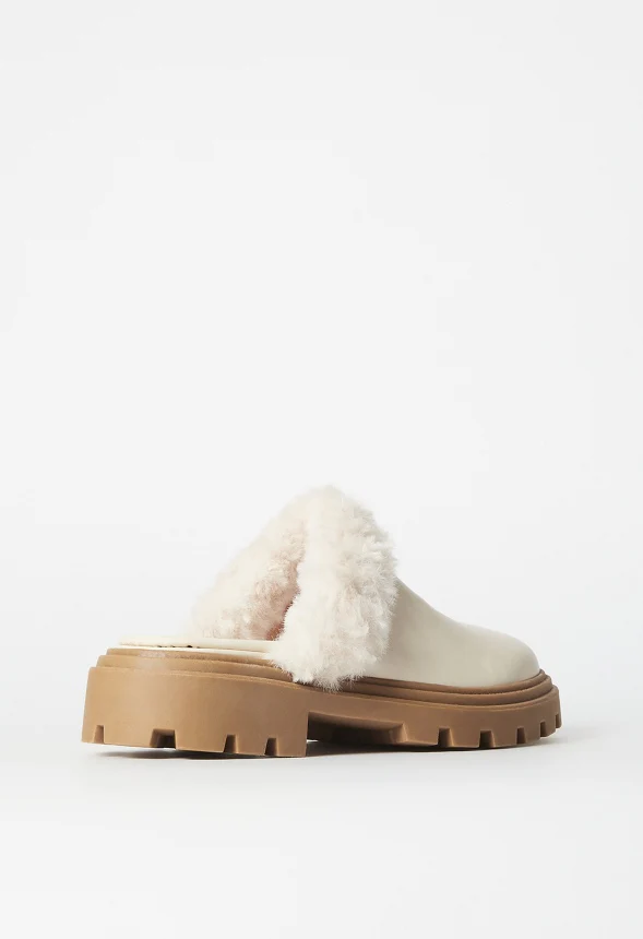 Minka Lug Sole Mule - Image 5