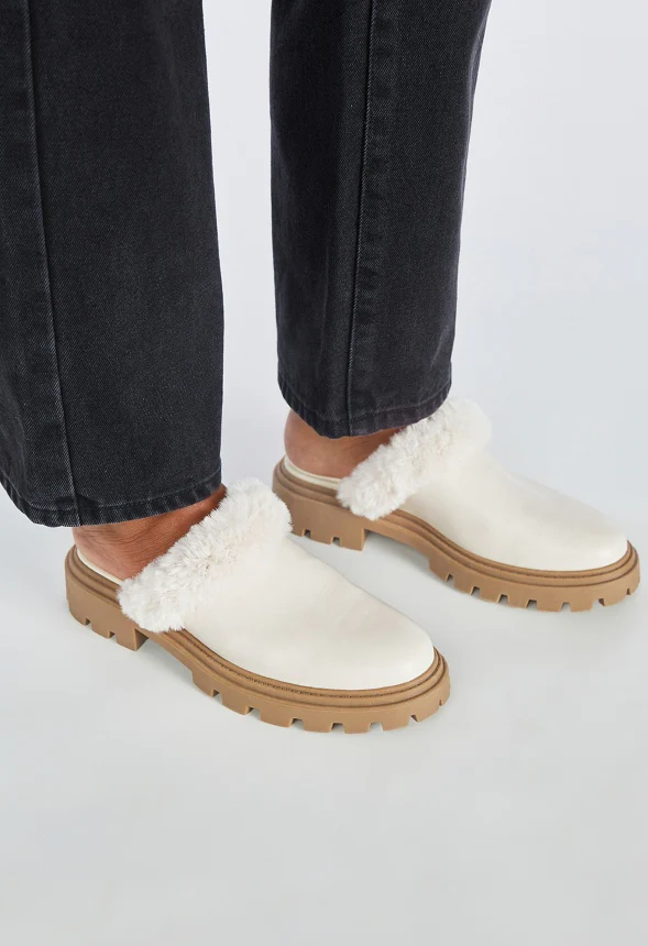Minka Lug Sole Mule - Image 8