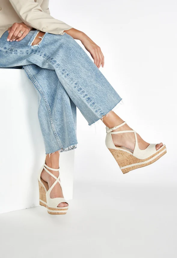 Naia Wedge Sandal - Image 8