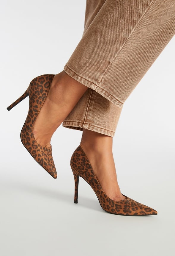 Naomi Classic Pump - Image 2