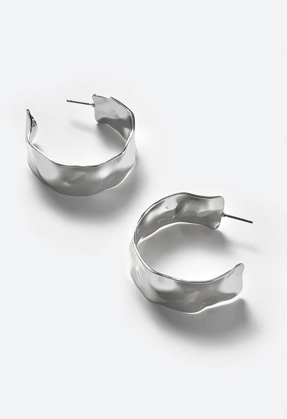Naya Hammered Metal Hoop Earrings - Image 3