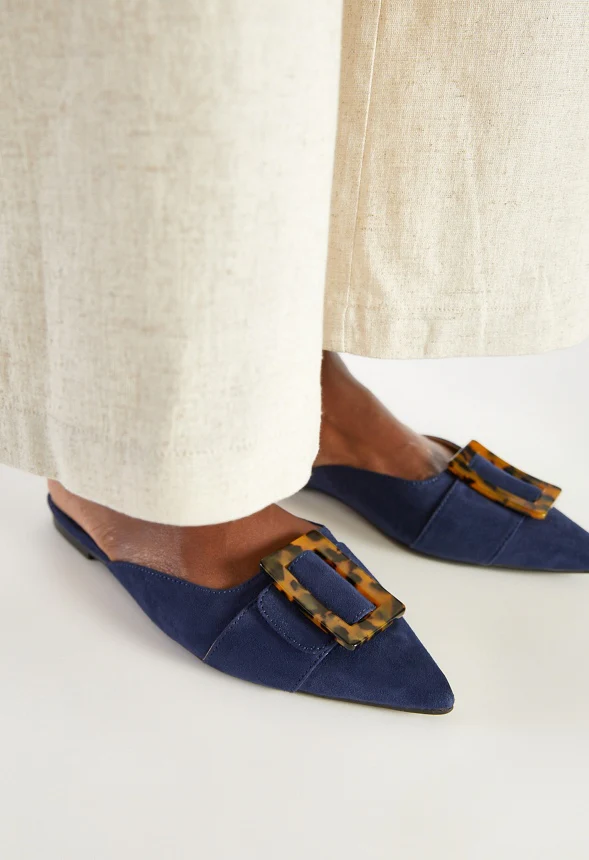 Noemi Slip-On Flat - Image 4