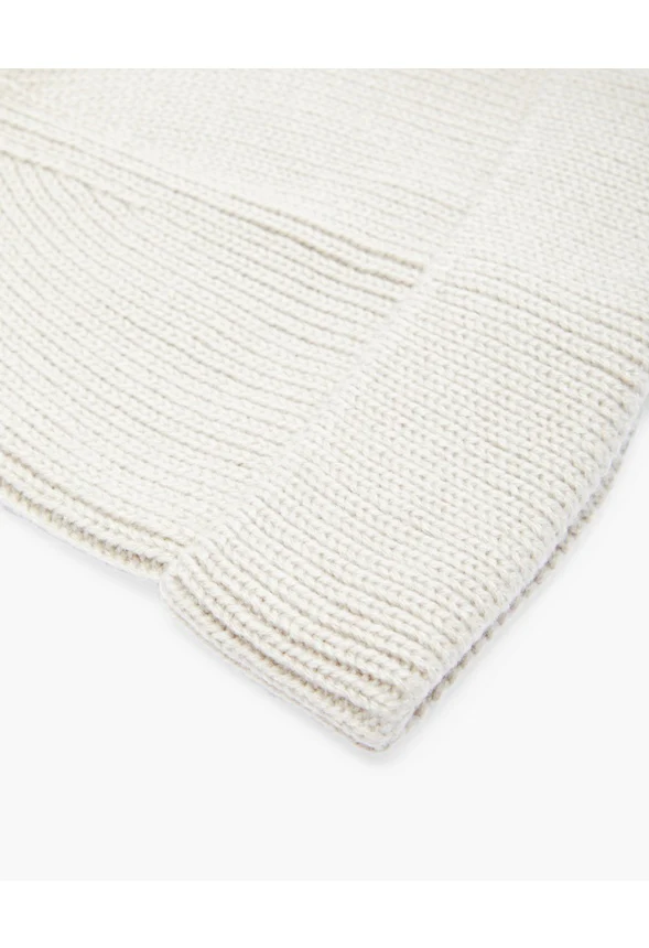 Oversized Beanie - Image 3
