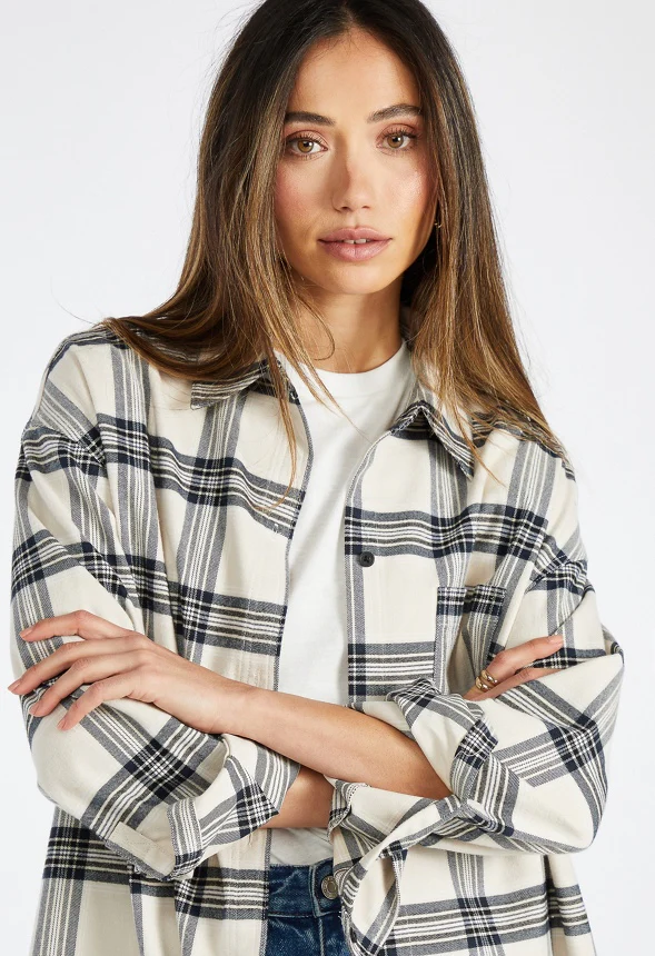 Oversized Flannel Pocket Shirt - Image 4