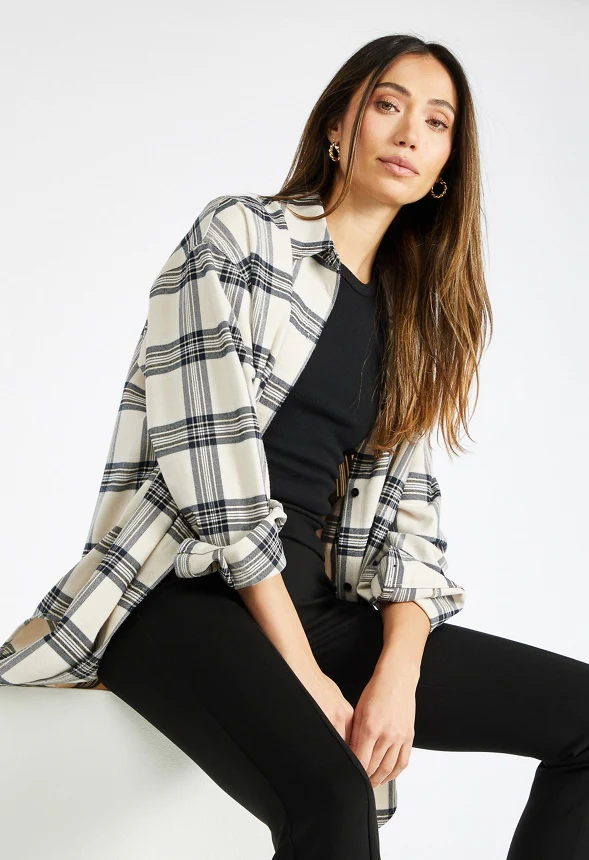 Oversized Flannel Pocket Shirt - Image 5