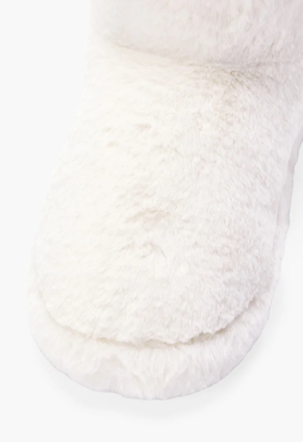 Paris Faux Fur Fuzzie - Image 4