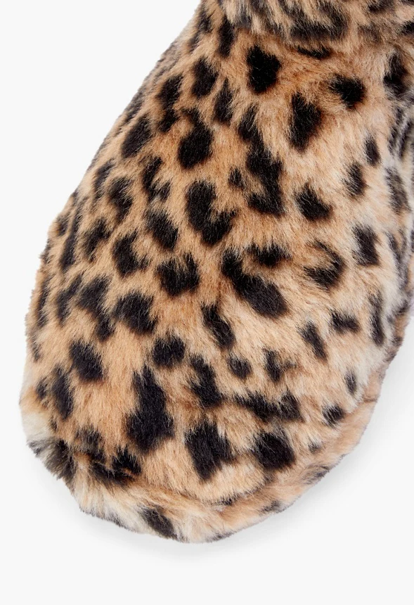 Paris Faux Fur Fuzzie - Image 4