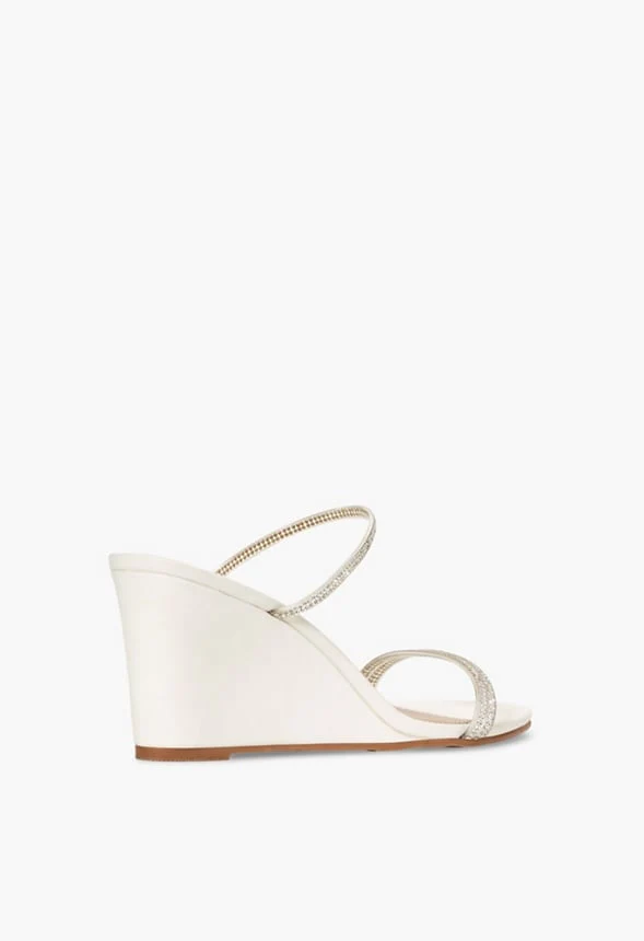 Perrie Minimalist Wedge - Image 3