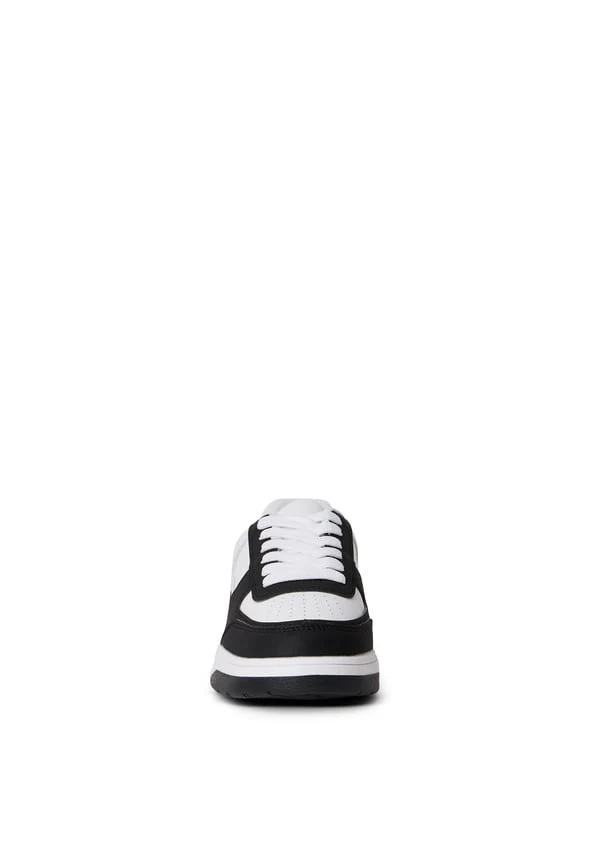 Pieced Colorblock Sneaker - Image 4