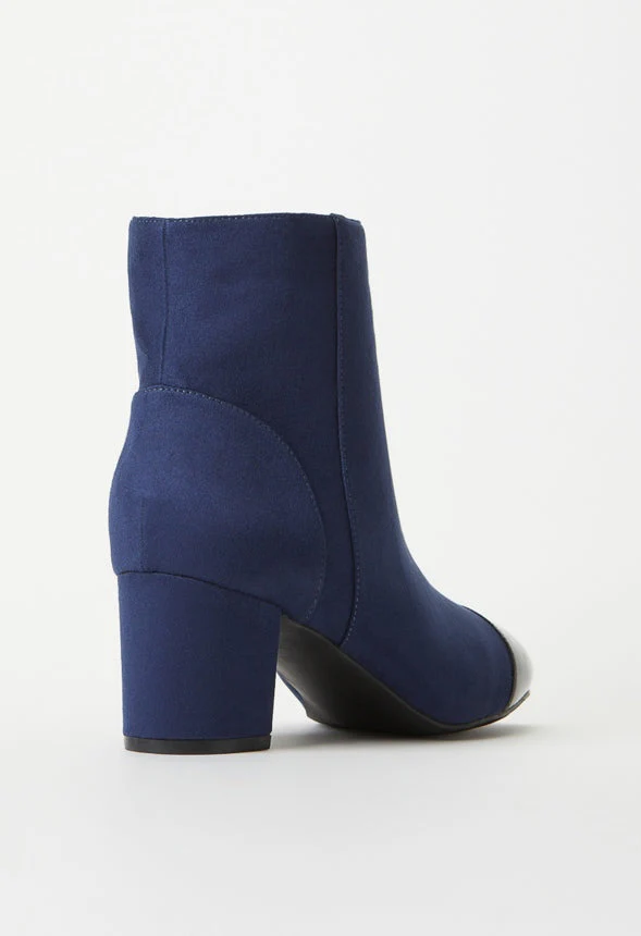 Piper Block Heeled Bootie - Image 4