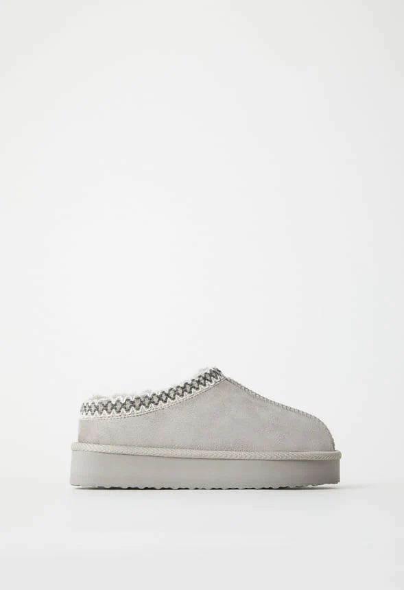 Platform Slip On Fuzzy - Image 5
