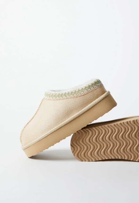 Platform Slip On Fuzzy - Image 4