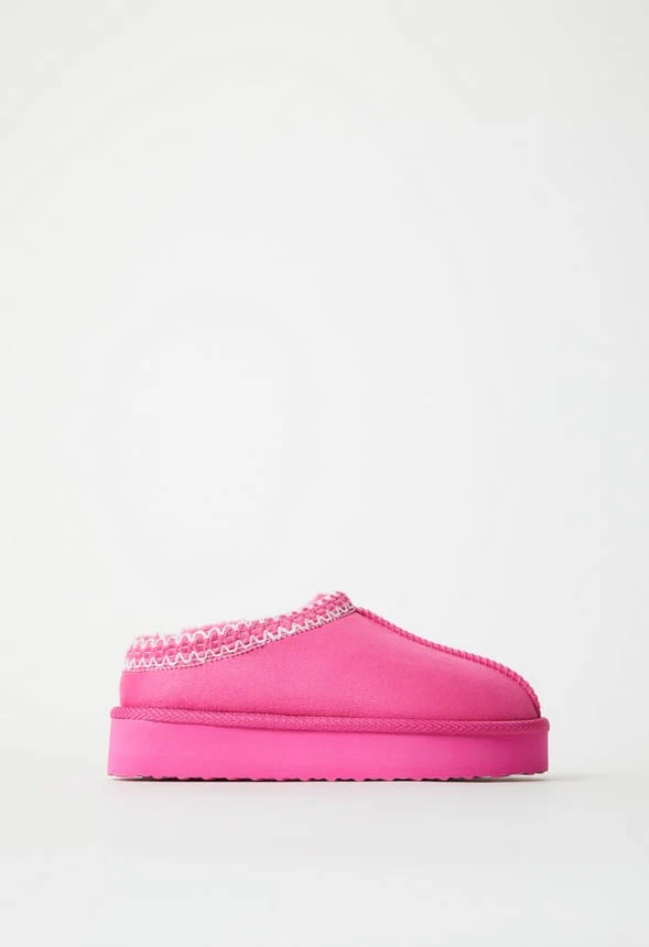 Platform Slip On Fuzzy - Image 9