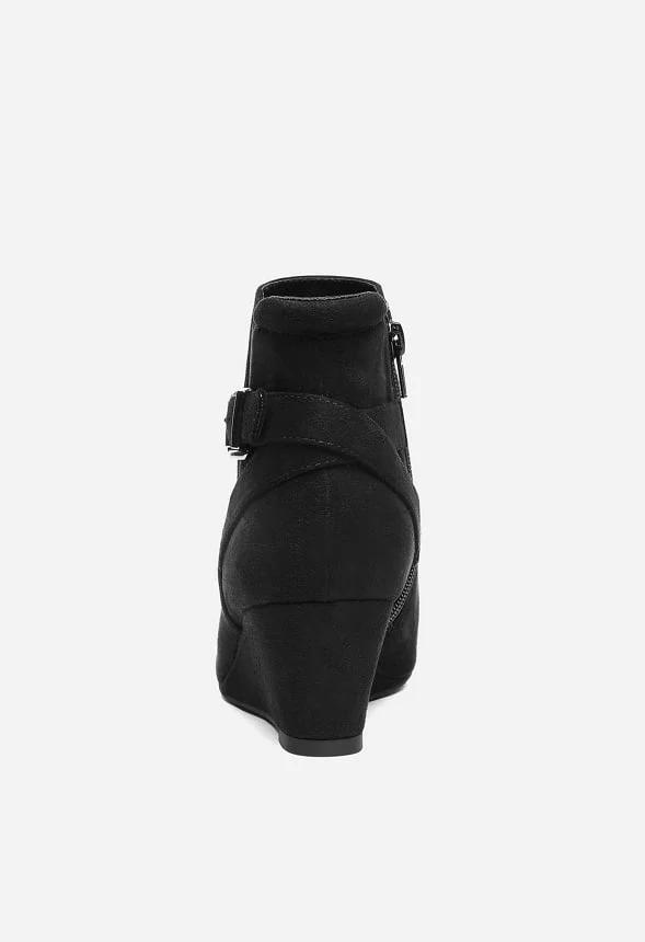 Pointed Toe Wedge Heel Ankle Boot - Image 4