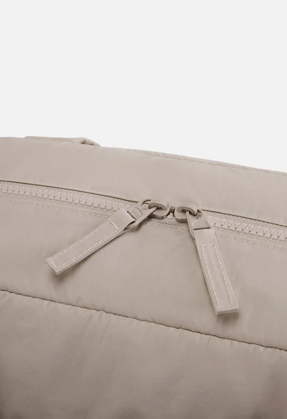 Puffy Water-Resistant Gym & Travel Duffle Bag - Image 7