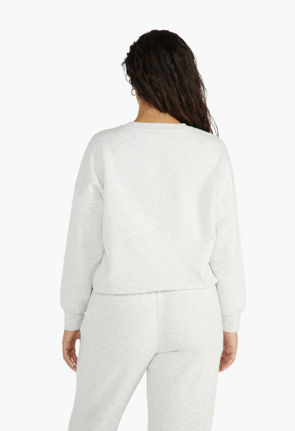 Pullover Graphic Crew Neck Sweatshirt - Image 2