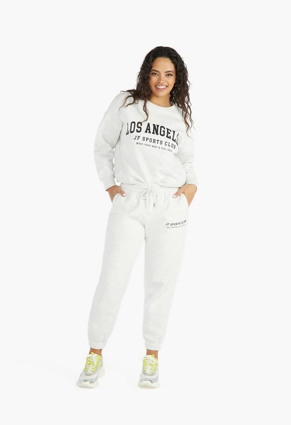 Pullover Graphic Crew Neck Sweatshirt - Image 3